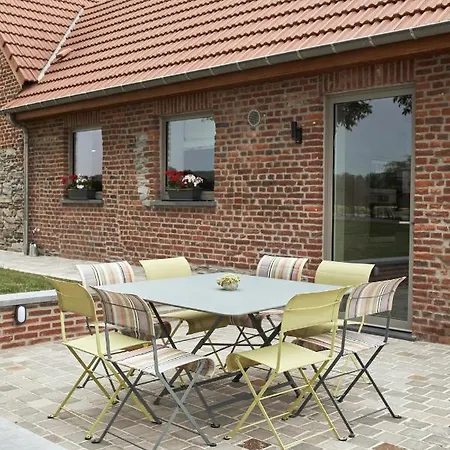 Les Ganades Au Coeur Des Pepinieres Tatil Evi Brunehaut