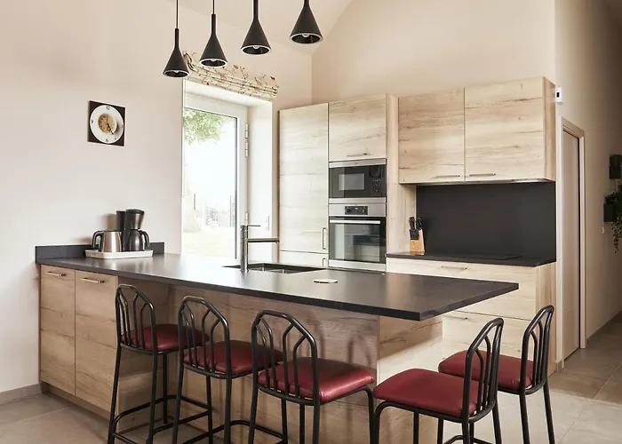 Les Ganades Au Cœur Des Pépinières *